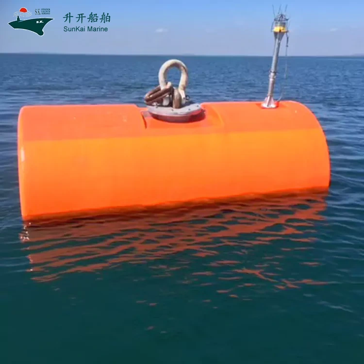 العوامة الواقية الصلبة